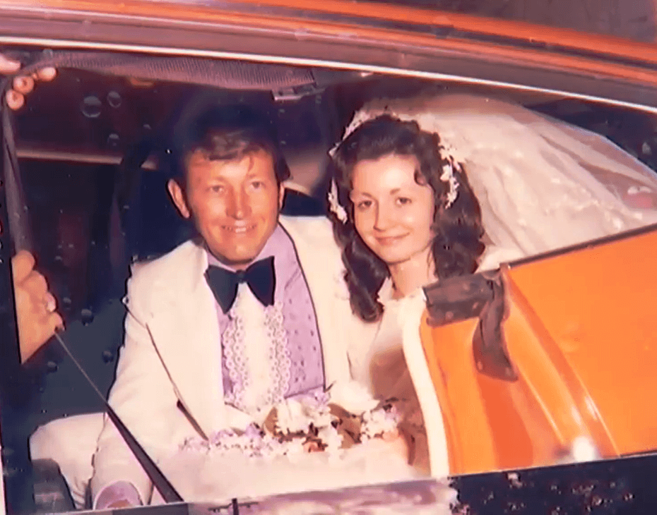 Gordon and his new wife in the back seat of their XA wedding car Gordon and his new wife in the back seat of their XA wedding car