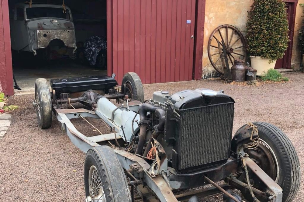 The Mk4 as it was after a past incomplete 'father and son' home restoration project. Jaguar Mk4 Cruiser